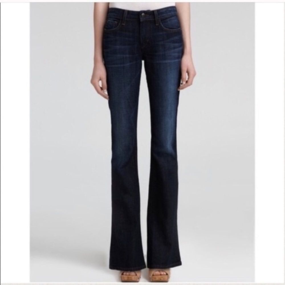 Joe’s Jeans - Women’s Skinny Bootcut “Visionnaire”
